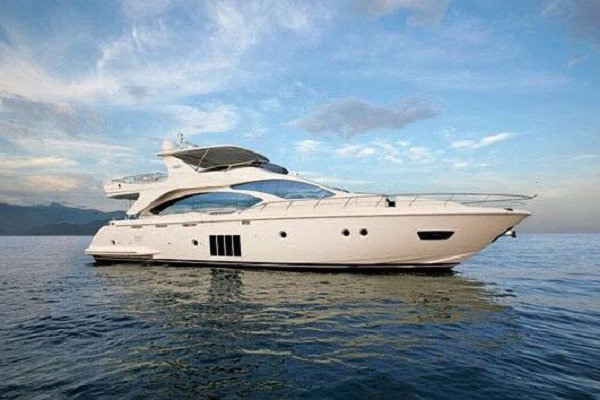 意大利Azimut 82英尺