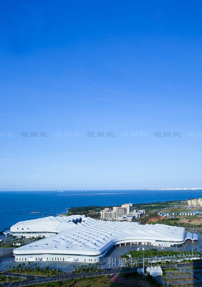 新埠島國際游艇碼頭→白沙門公園→世紀(jì)大橋→萬綠園→秀英港→西海岸會展中心