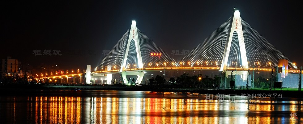 新埠島國際游艇碼頭→白沙門公園→世紀(jì)大橋→萬綠園→秀英港→西海岸會展中心