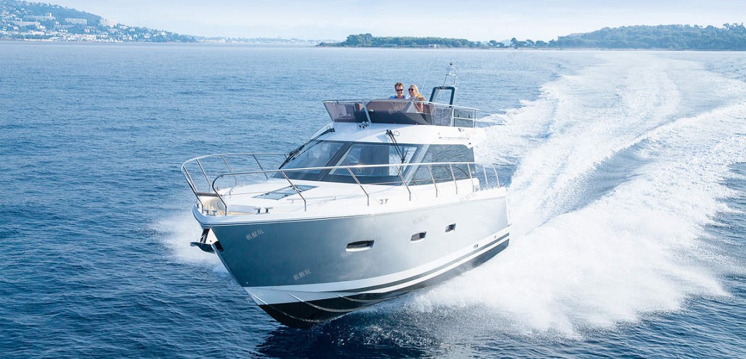 sealine 380